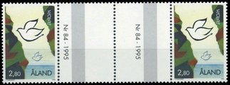Ahvenanmaa 1995 - Eurooppa CEPT rauha ja vapaus 2,80 välilöpari + logo Ahvenanmaa 1995 - Eurooppa CEPT rauha ja vapaus 2,80 välilöpari + logo