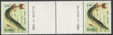Ahvenanmaa 1990 - Kaloja 2,00 Hauki välilöpari numerolla Ahvenanmaa 1990 - Kaloja 2,00 Hauki välilöpari numerolla