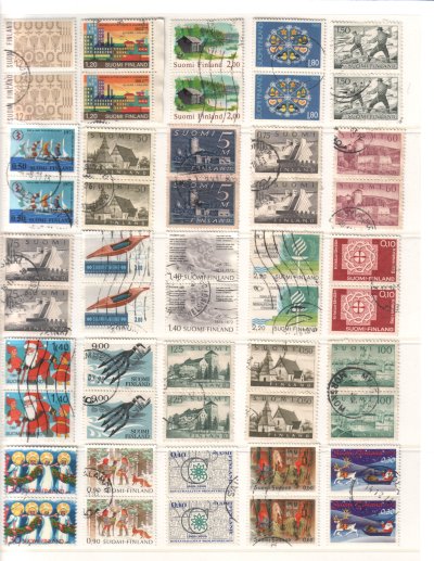 - Finland stamp groups & sheet parts. #3978