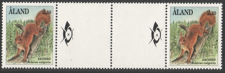 Nisäkkäitä 2,10 Orava välilöpari + logo (esimerkkikuva)
