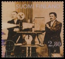 Elokuva 100 vuotta 4/8 - Vanha kinoprojektori (esimerkkikuva)