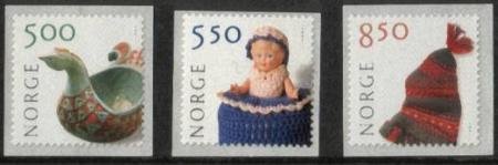 Crafts 2001 (3) 14 1/2 (esimerkkikuva)