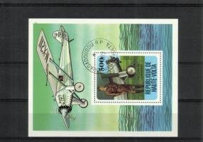 Charles Lindbergh and Spirit of St. Louis (esimerkkikuva)