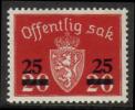 Norja 1949 - 25 on 20 o overprint, red Offentlig Sak small format, unwatermark