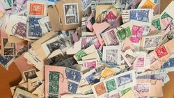 Suomi vanhaa pakettikorttileikettä n 300g