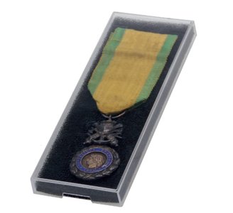 Medal case with tasparent top 132 x 47mm