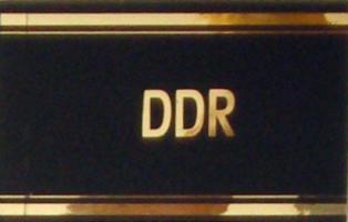 DDR Safe Gold Signetten tarra